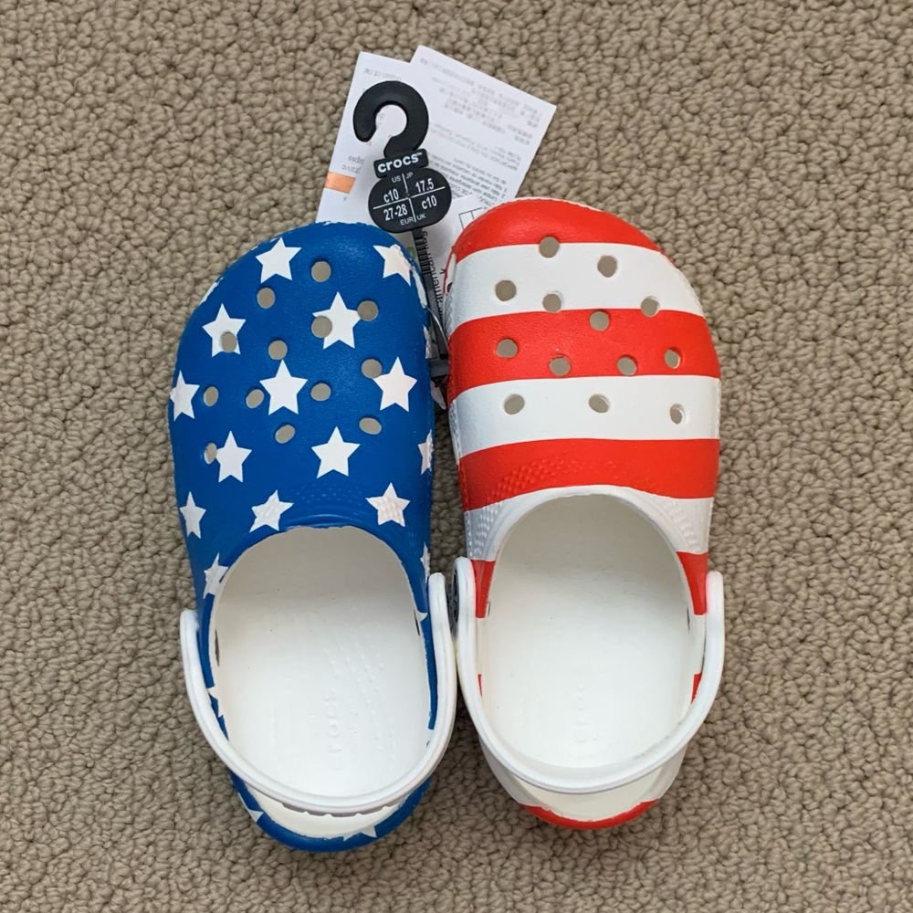 Crocs Kids Classic American Flag Clog- size C10 brand new